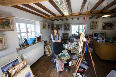 Anwen Roberts in her studio