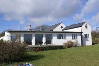 Rhoscolyn holiday cottage