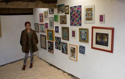 Sadie Williams at the Bryn Eglwys exhibition buildings, Llandyfrydog, Llanerchymedd